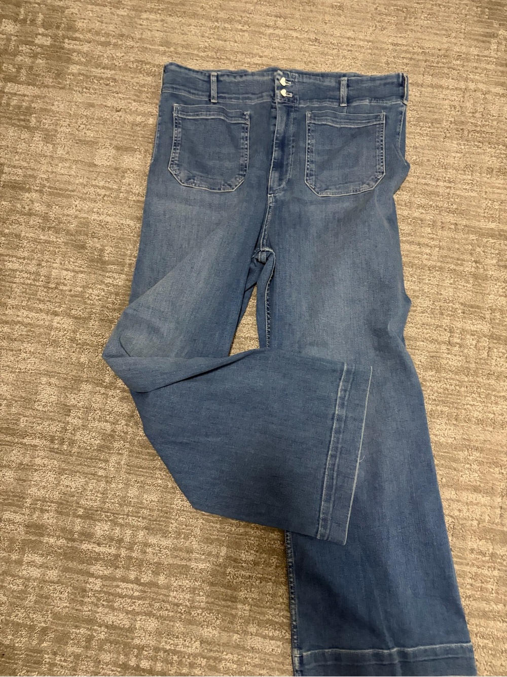 New-Maeve Denim Wide-Leg cropped in Medium Blue